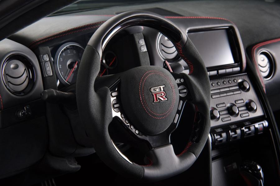  Nissan GT-R Starry Sky by Vilner 2012 года  (фото 11 из 14)